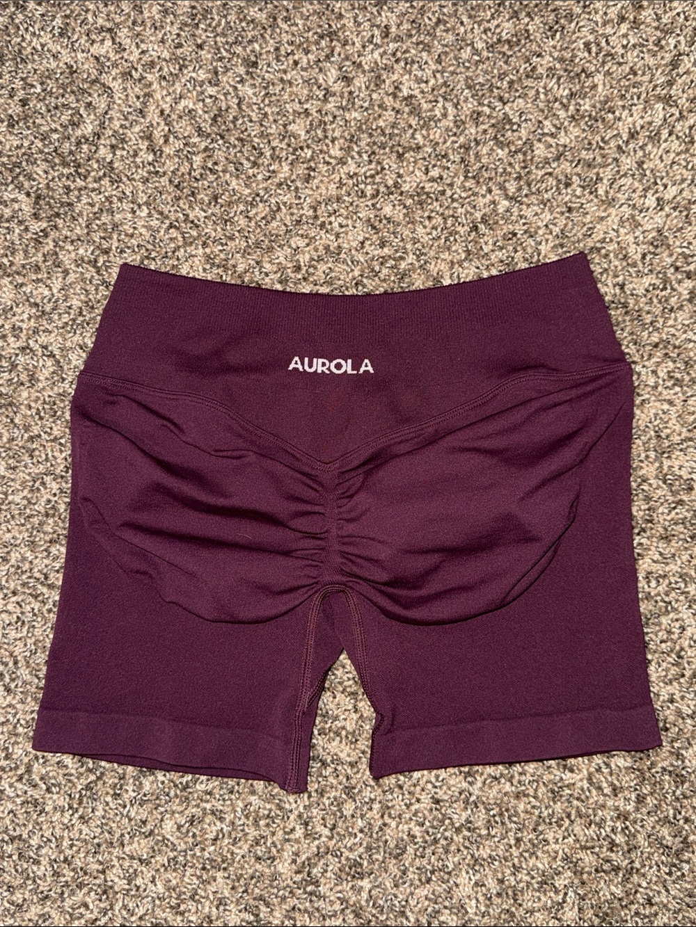 Aurola Shorts size Medium